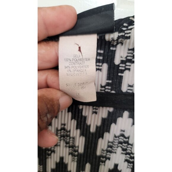 Vintage Maggie Barnes Womens Plus Size V-Neck Tunic Top Black & White Ikat Print - Picture 7 of 8